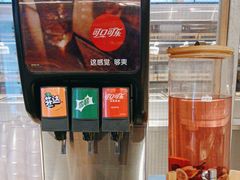 -老乡鸡(上海白玉兰广场店)