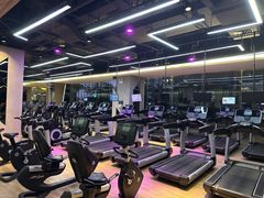 -威克健身游泳(万菱汇店)