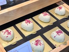 -雍容荟帝王蟹活龙虾展台自助(IFS黑金店)