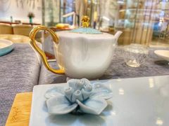 -燕庭·纯燕窝·甜品下午茶(南京西路店)