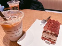 -星巴克(西安李家村万达店)