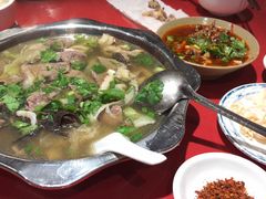 -谢老五跷脚牛肉·非遗传承店