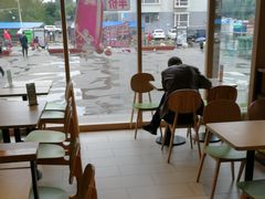 用餐区-德克士(许东店)
