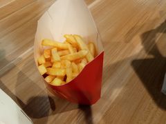 大薯条-麦当劳(中山公园龙之梦店)