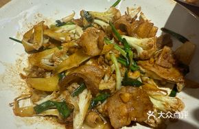 Dried Flower Cabbage with Pork Belly