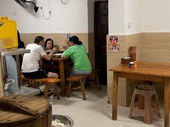 大堂-汝萍传统蘸水菜(春华路总店)