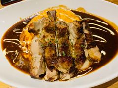 日式肉汁烤地鸡排蛋包饭-Ufufu cafe(天神巷店)
