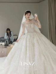 -Renee芮亦婚纱(原丽莎)