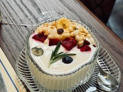 网红酸奶碗-沏点Trattoria意大利餐厅(新街口店)