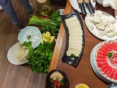 -快乐小羊火锅(河西王府井店)