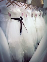 -厦门苏迪尔婚纱礼服批发零售/男装定制