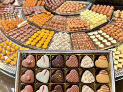 -Laderach 莱德拉(上海环贸iapm店)