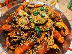 -肥肥虾庄·金牌油焖大虾(汉街SKP店)