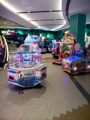 -袋鼠王蹦床公园(中信泰富万达广场嘉定新城店)