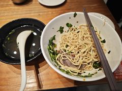 -嘻小北·兰州清汤牛肉面(太平洋森活天地店)
