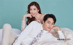 俏皮可爱-巴黎婚纱摄影工作室