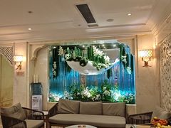-麓湖国际水疗