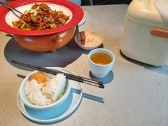 -有红鸡毛店·川菜(建设路店)