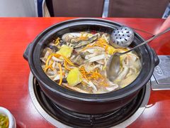 -菌之家·专业纯野生菌火锅·特色炒菌