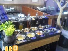 自助调料区-周渝食惦酸菜鱼(青浦店)