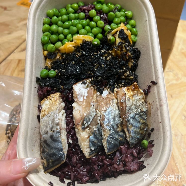 这家店的减脂餐味道很棒，外卖也很划算❗️