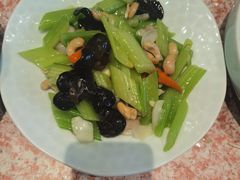 -红樱桃·欢乐餐厅(太原里店)