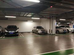 场地-苏州中心-停车场