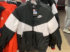-NIKE上海青浦优选体验店