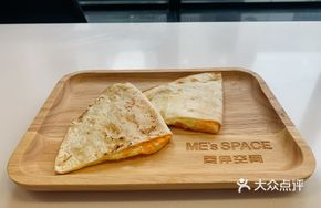 Riesling Cheese Sandwich