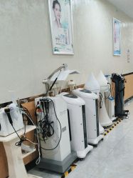 -苗医生专业祛痘·皮肤管理