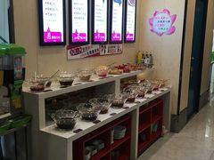 自助调料区-名都晓荷塘主题火锅(春光路店)