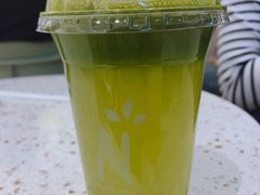柠檬麦草青苹果雪梨-Natural Moment天然果汁(天汇广场igc店)