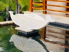 -亚龙湾喜来登·美景台大堂吧