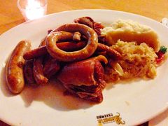 啤酒屋特色什锦肉盘-巴伐利亚啤酒坊(意式风情街店)