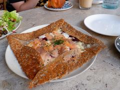 三文鱼可丽饼-RAC BAR(安福路店)