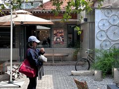 -出走咖啡·面包(宋庄店)