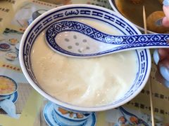 -广信牛奶甜品世家(台东店)