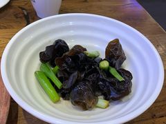 养生小木耳-老佛爷蛙锅•鲜蛙煲(麦凯乐店)