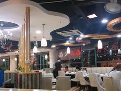 大堂-尚品海鲜肥牛自助火锅(湖明店)