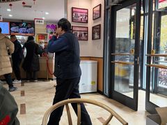 -闫家驴肉老店(华电一校店)