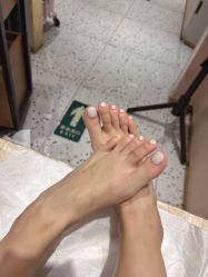 -悦指间美甲美睫