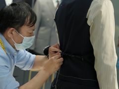 -尊卡诺高级西装礼服定制(江东中路店)