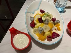 混合鲜果沙拉配香橙酸奶酱-Gray Whale 灰鲸餐厅(北美N1店)