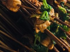 -拈签一笑黄牛肉辣卤串串
