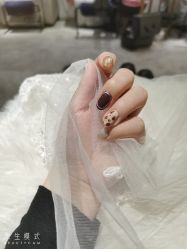 -夏花美甲美睫
