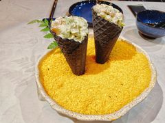 三文鱼牛油果手卷-荟廷·晶萃(陆家嘴尚悦湾店)