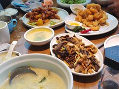-吕氏疙瘩汤·新鲁菜(新贵和店)