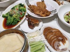 -梅利汴京烤鸭•开封豫菜地标店(东大街店)