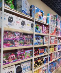 -BebeKing母婴童装集合店