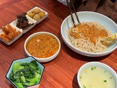 蟹粉面-裕兴记•蟹黄面馆(人民广场店)